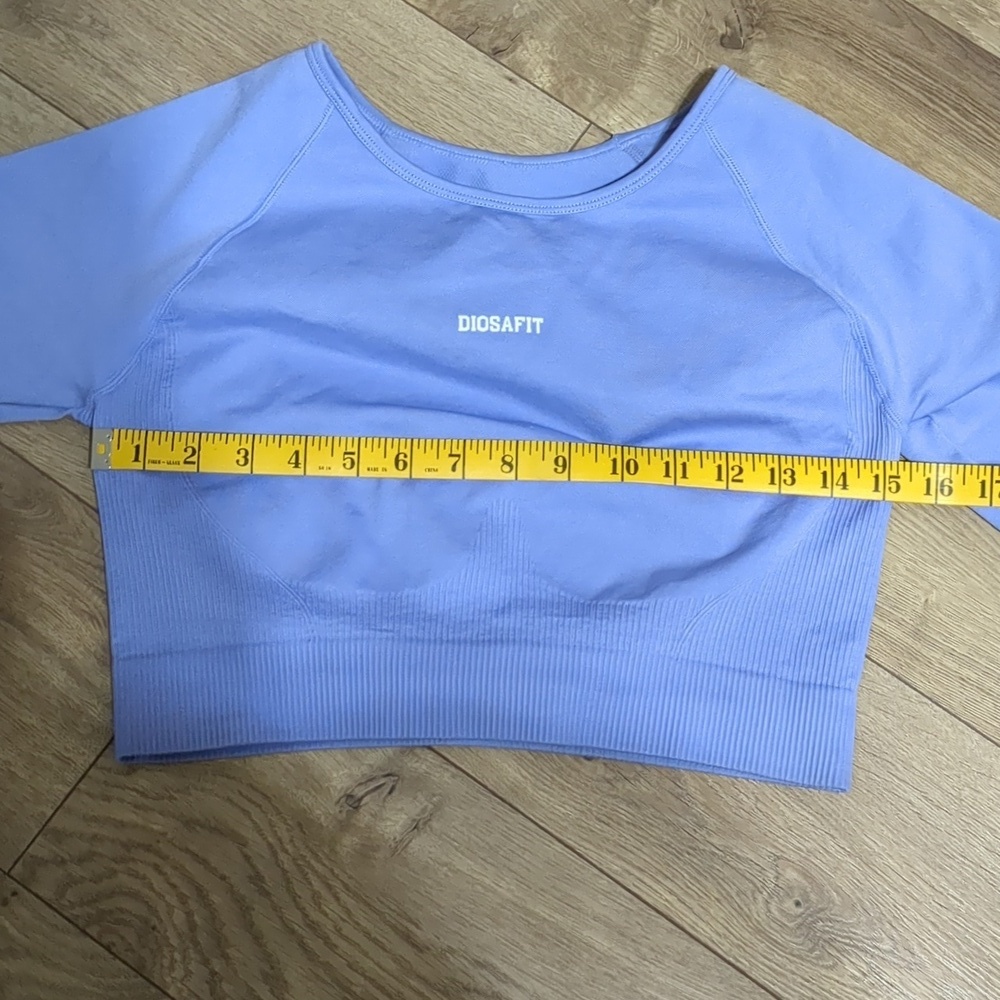 Diosafit Long Sleeve Lilac Cropped Top Size Large - Picture 3 of 6